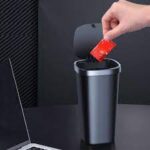 WIWU Ergonomic Spring Cover Trash Can